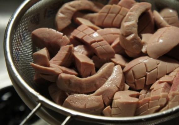 Как можно приготовить свиные почки — вкусно и быстро